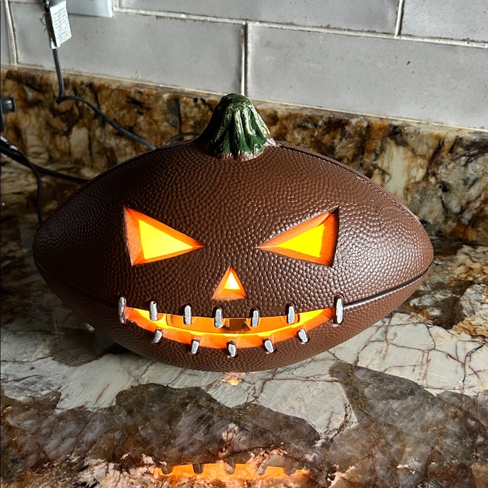 Vintage Football Light Up Jack O Lantern Pumpkin Halloween Blow Mold - Picture 2 of 10